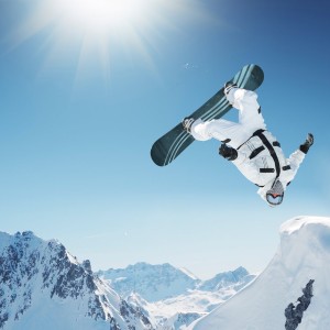 九游体育网页版-赛场中的“爱情”故事：车手的家庭、友情与合作伙伴，车手片段